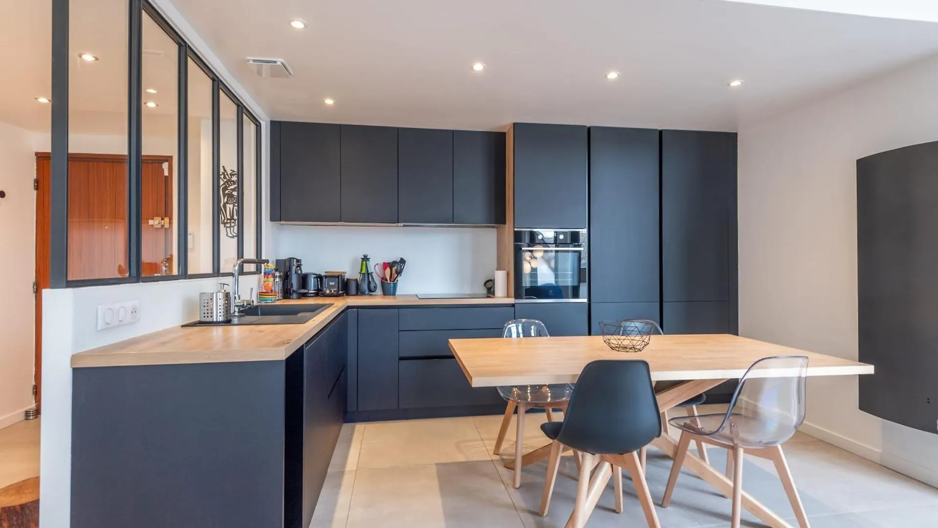 La Manufacture - Bel Appartement Contemporain En Coeur De Ville Annecy France